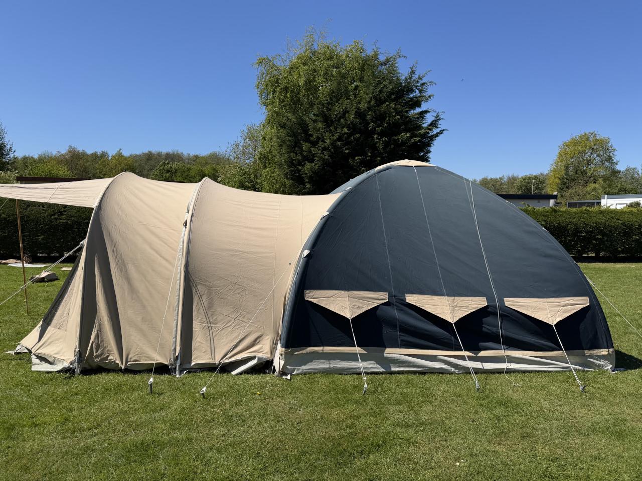 Karsten tent (3.80 x 3.80 m) in zeer goede staat