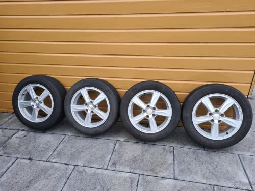 Lichtmetalen velgen met zomerbanden , Volvo/Ford 205/55 R16 steek 5x108