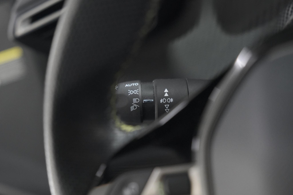 Peugeot E-2008 ev gt pack 50 kwh | schuif-/kanteldak | adaptieve cruise con