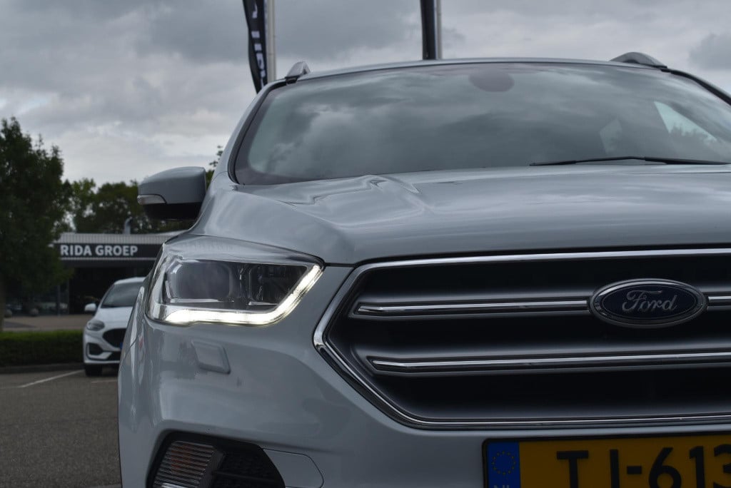 Ford Kuga 1.5 ecoboost titanium