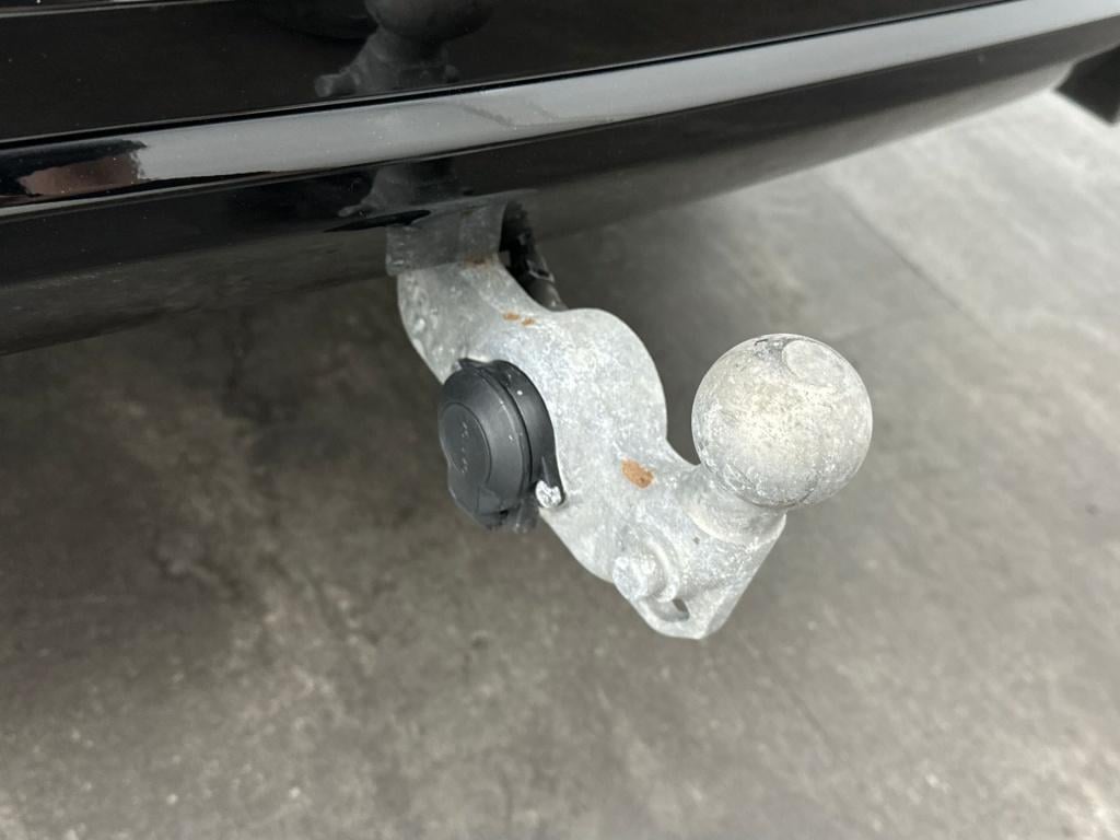 Volvo XC60 t6 398pk recharge ultra black edition| pano| 360camera| trekhaak