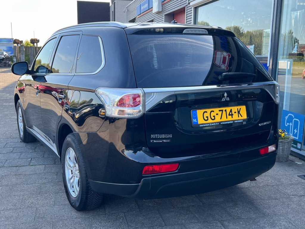 Mitsubishi Outlander 2.0 business edition 7 persoons