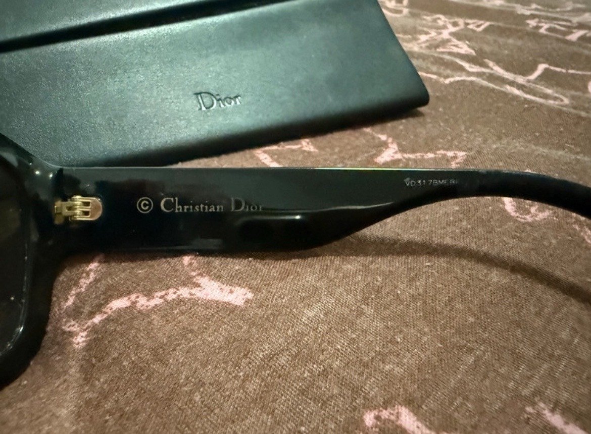 Te koop Dior sunglasses