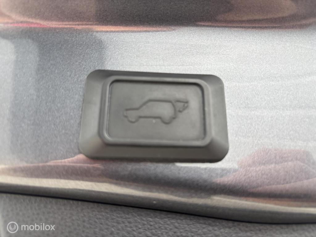 Toyota Rav4 2.5 hybrid dynamic panoramadak trekhaak