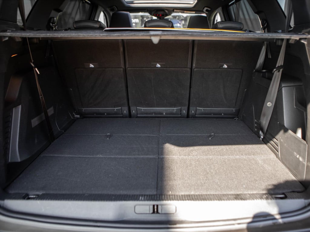 Peugeot 5008 puretech 130pk gt | panoramadak | trekhaak | stoelverwarming |