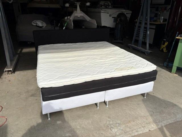 Boxspring bed