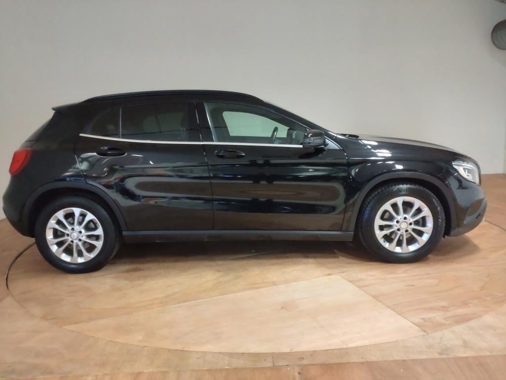 Mercedes-Benz Gla-klasse 180d ambition | automaat
