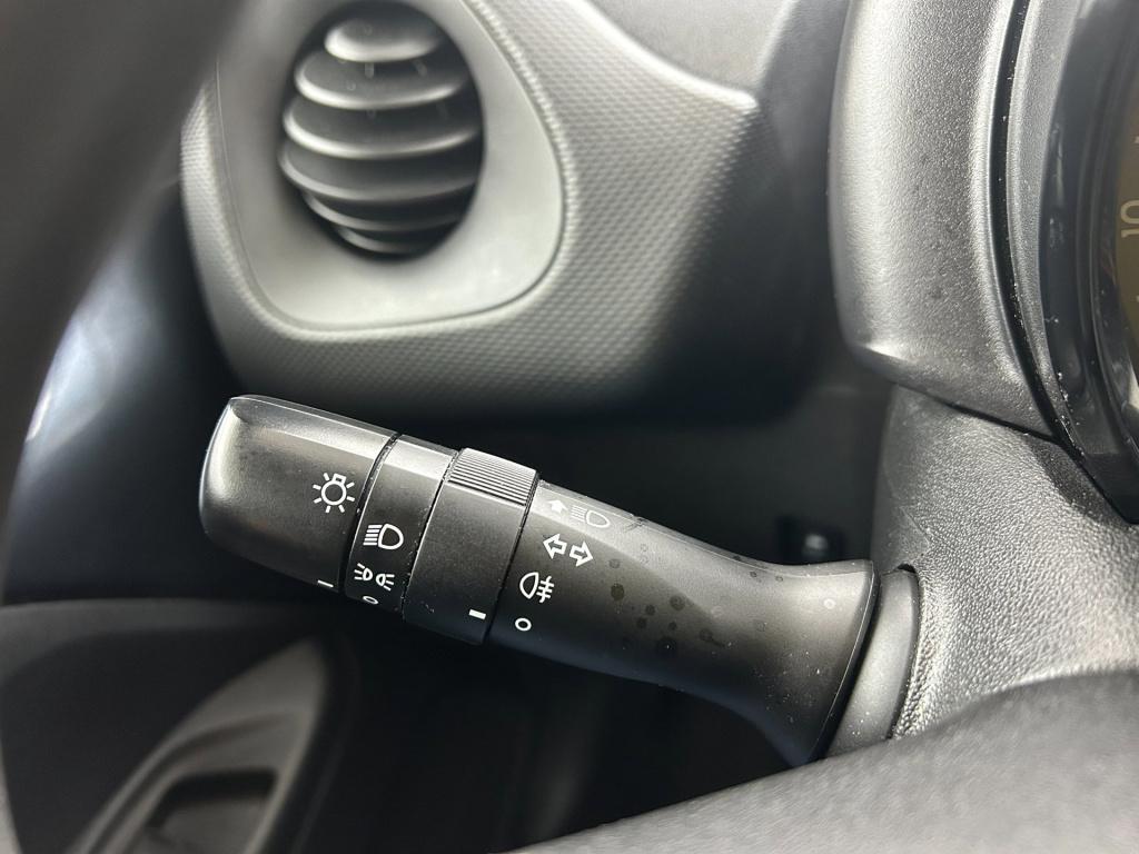 Toyota Aygo occasion 1.0 vvt-i x-fun | grijs | tweedehands toyota aygo | ai
