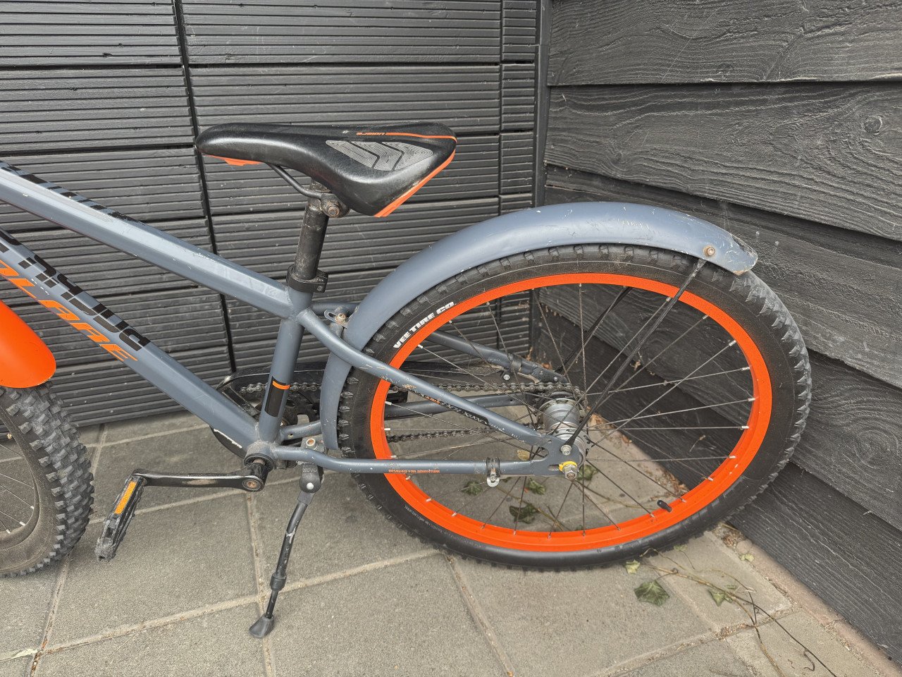 Jongens fiets