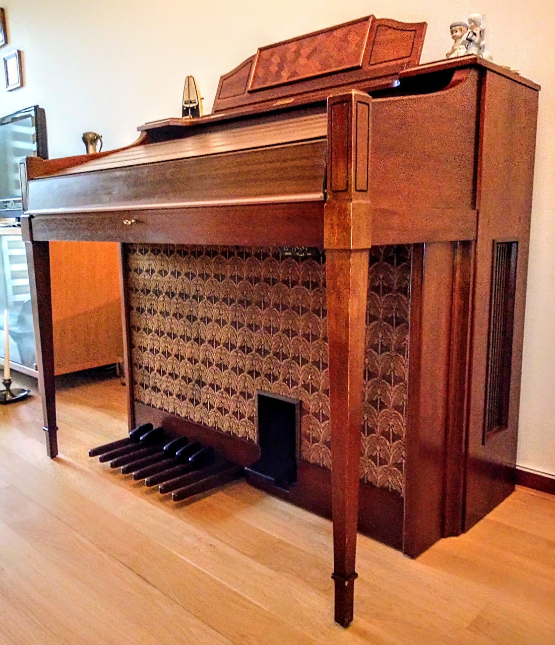 YAMAHA D-85 orgel/synthesizer