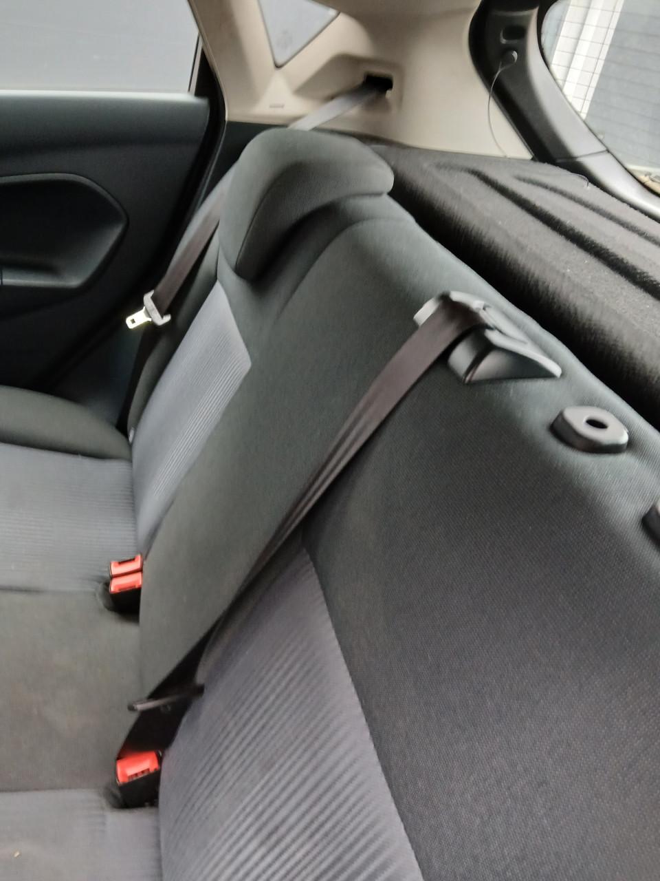 Ford Fiesta 1.3-5 drs-2013-km152000-Airco-stuurbekr-sound systnw.apk-4800,=