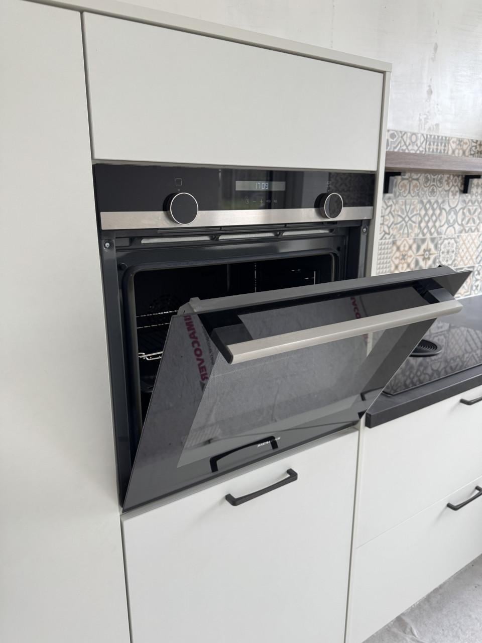 Mooie, kwalitatieve keuken - 4 jaar oud - zeer goede staat