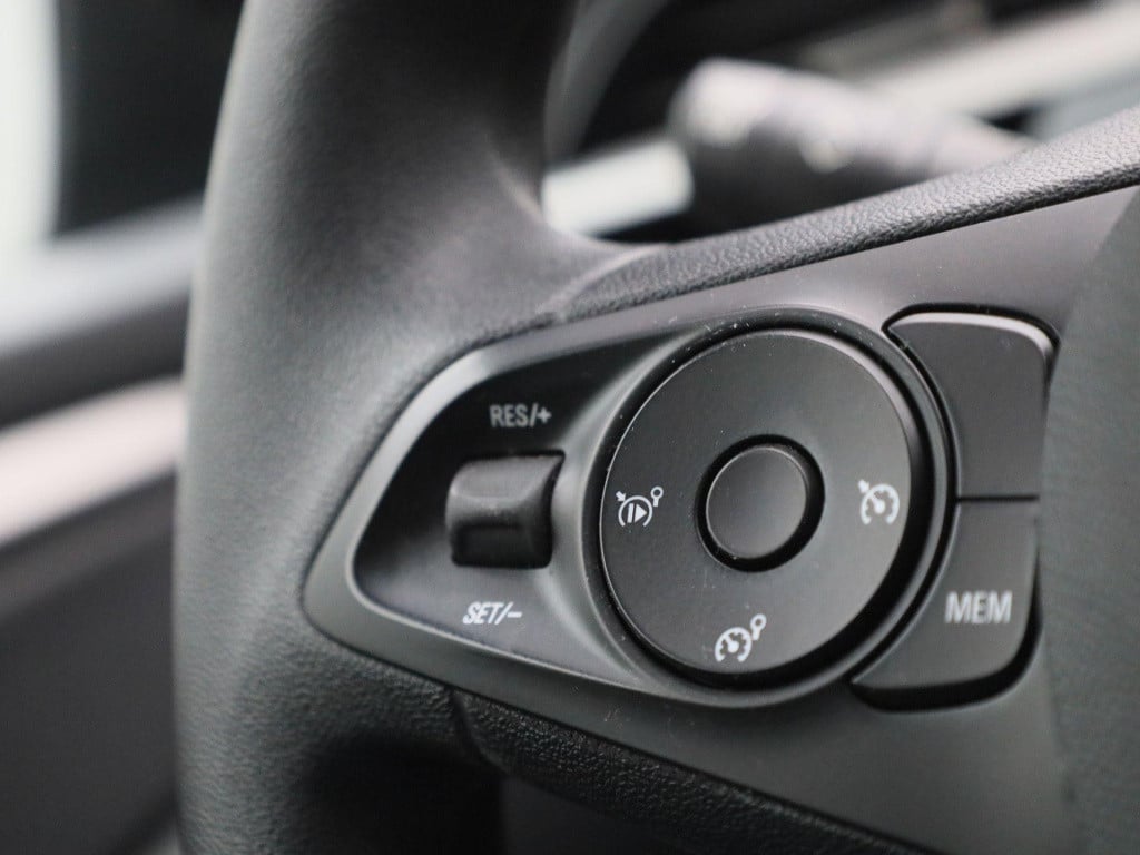 Opel Corsa 1.2 edition | navigatie | apple carplay / android auto | camera 