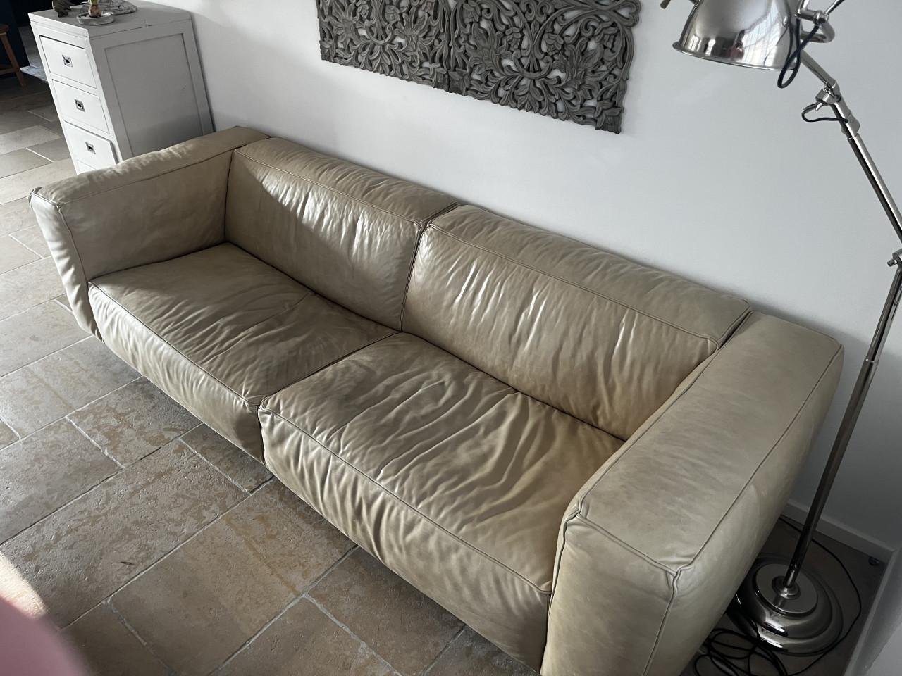 Leren bank van De Pagter interieurs | Nieuwprijs €3500