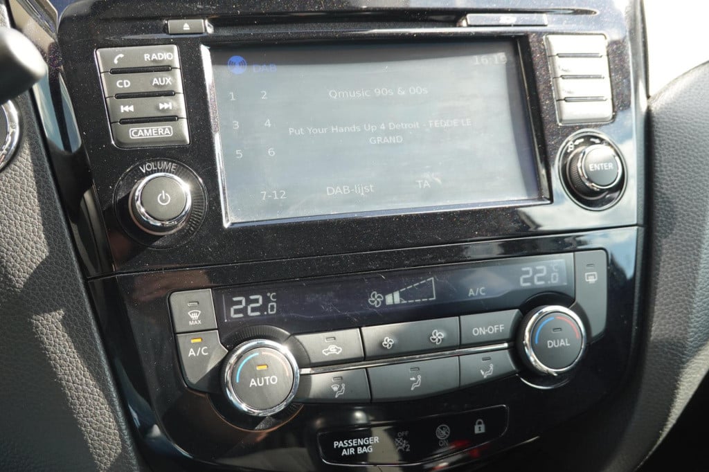 Nissan Qashqai 1.2 n-connecta