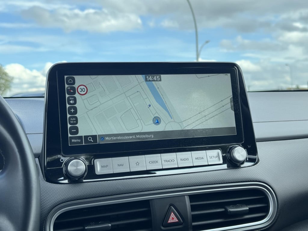 Hyundai Kona ev comfort 64 kwh soh 96% | navigatie | camera | adapt. cruise