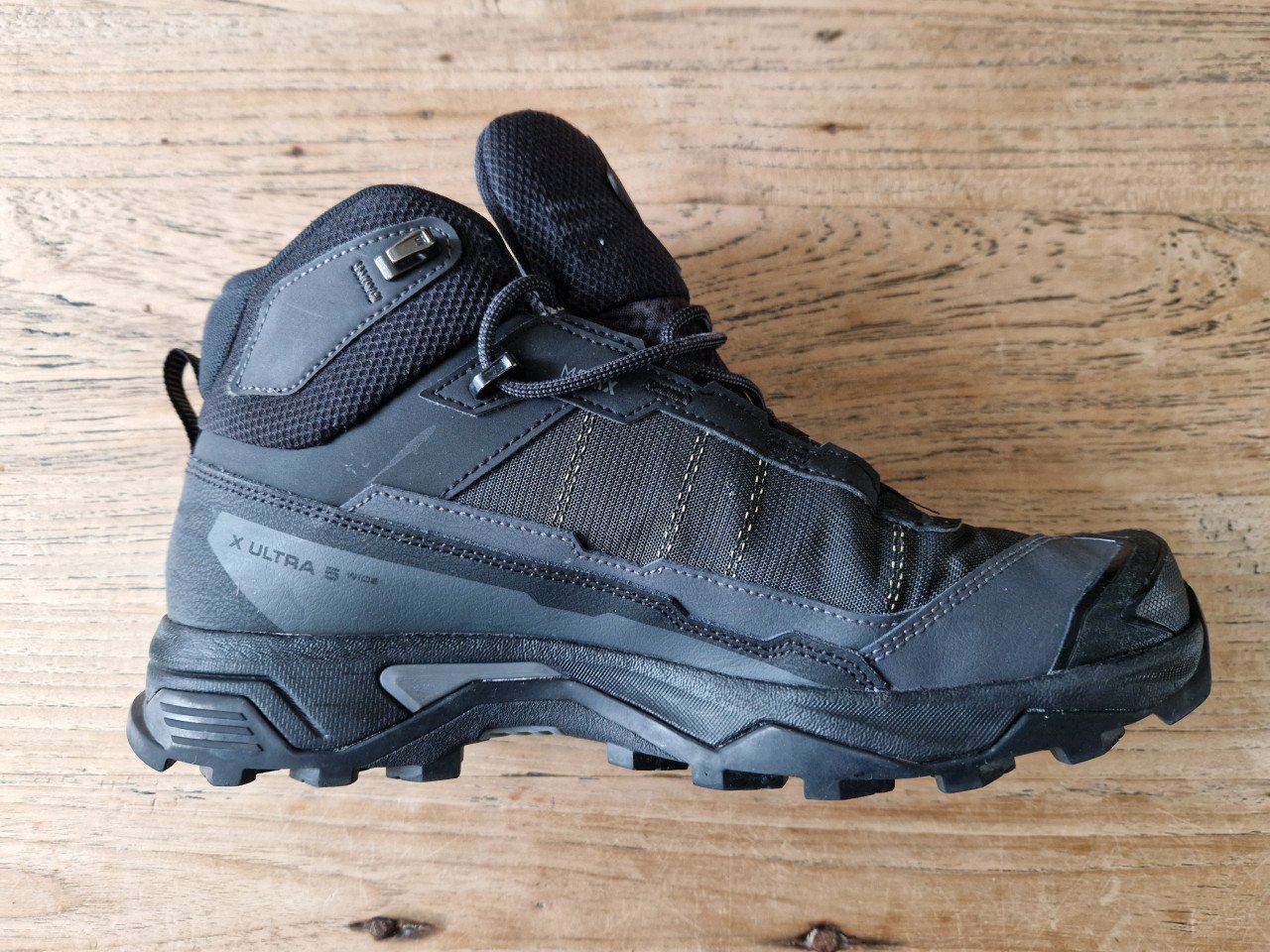 Salomon heren wandelschoen, vrijwel NIEUW 42 2/3