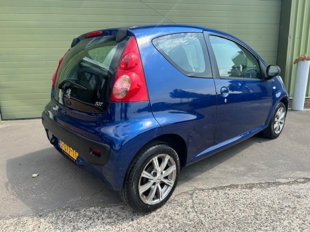 Peugeot 107 1.0 - 12v xr airco