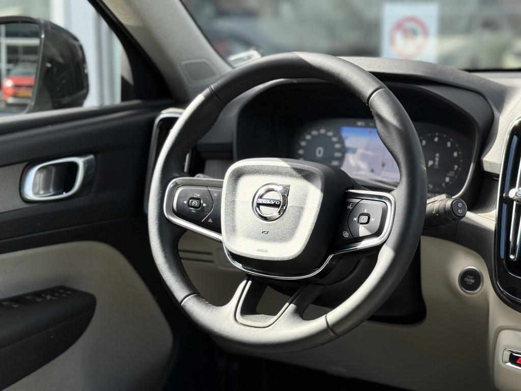 Volvo XC40 t4 190pk inscription| adap.cruise| trekhaak| camera| leder| stoe
