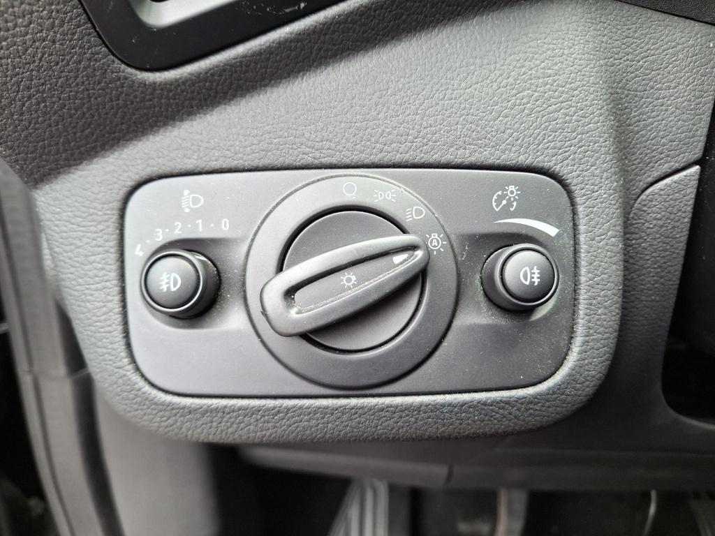 Ford C-max 1.0 titanium | trekhaak | parkeersensoren v+a | keyless entry+go
