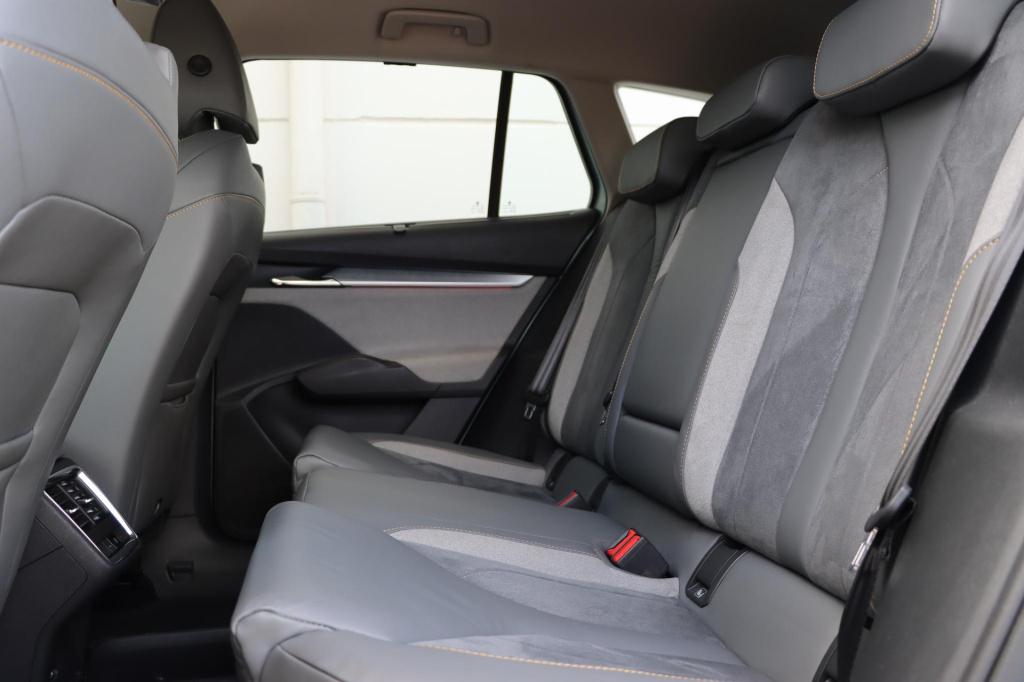 Skoda Enyaq Iv 80 business edition plus 204pk