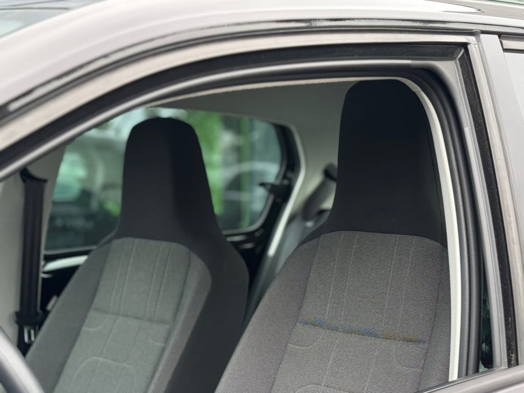 Volkswagen UP! 1.0 move up! eerste eigenaar * airco > navi