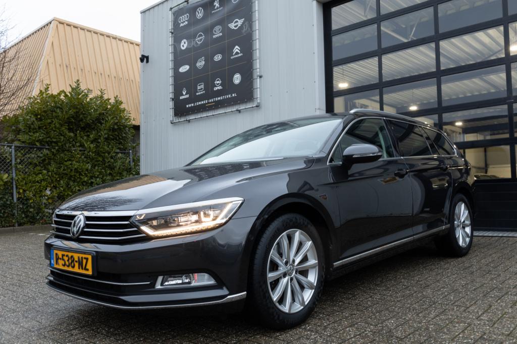Volkswagen Passat variant 1.8 tsi highline 180 pk nav i trekhaak i acc i ap