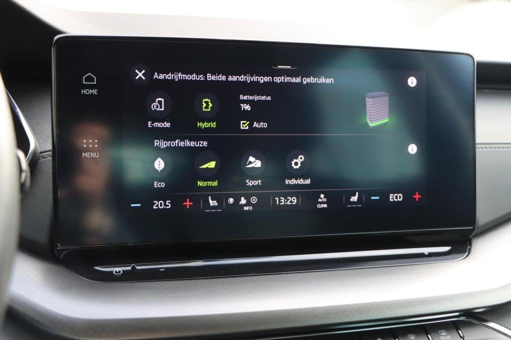 Skoda Octavia combi 1.4 tsi iv phev business edition 204pk dsg6