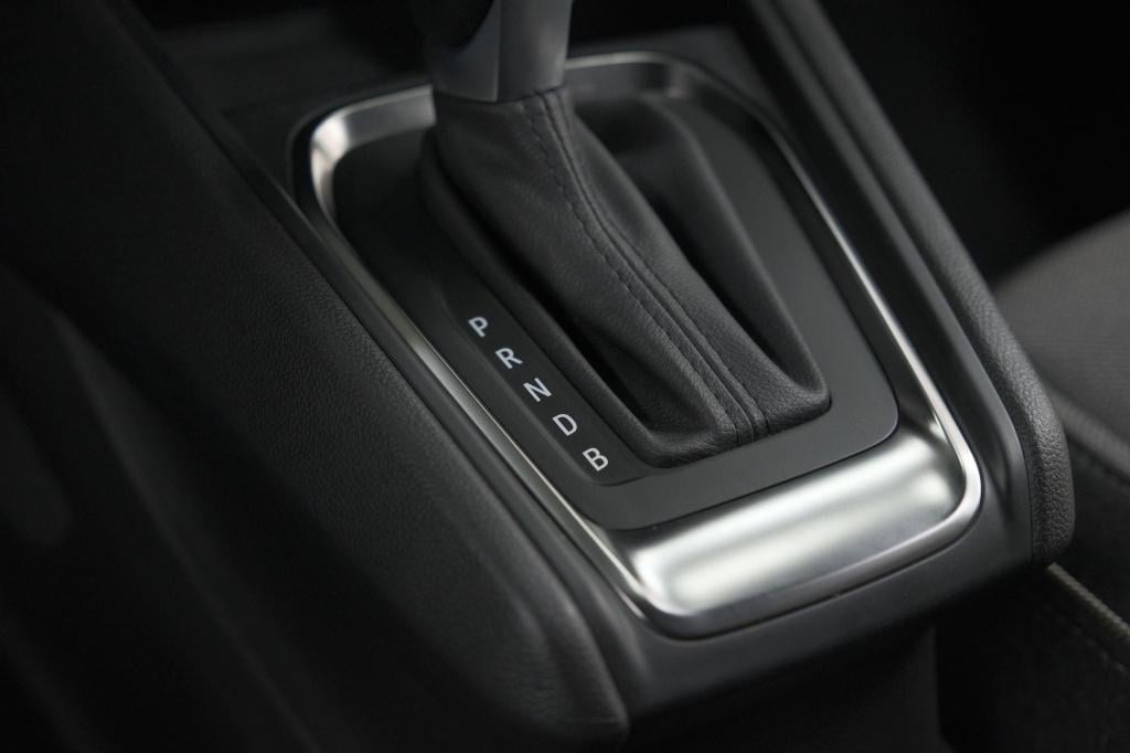 Renault Captur 1.6 e-tech full hybrid 145 techno | camera | navigatie | app