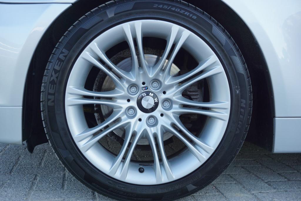BMW 5 Serie 523i automaat - airco / navi / cruise / leder / pano / stoelver