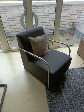 Stoel, grijs.