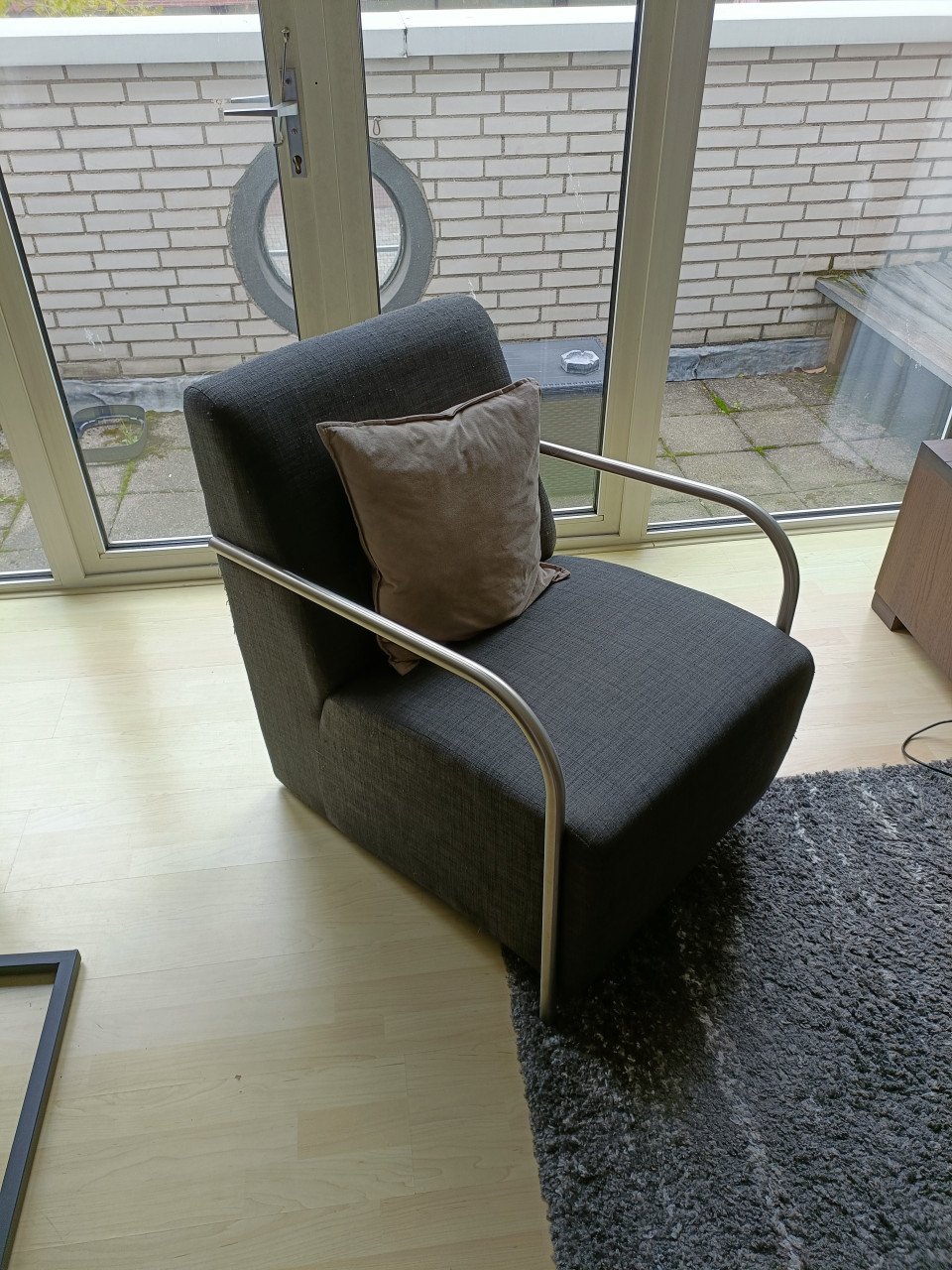 Stoel, grijs.