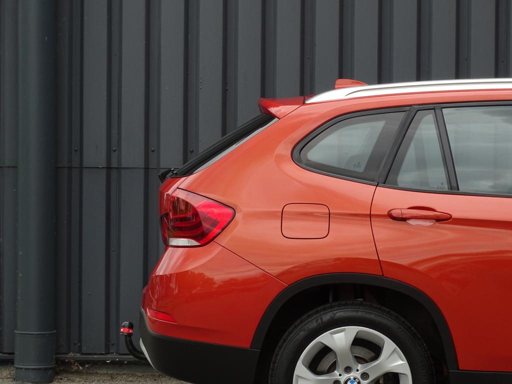 BMW X1 sdrive20i upgrade edition automaat | leder | navi