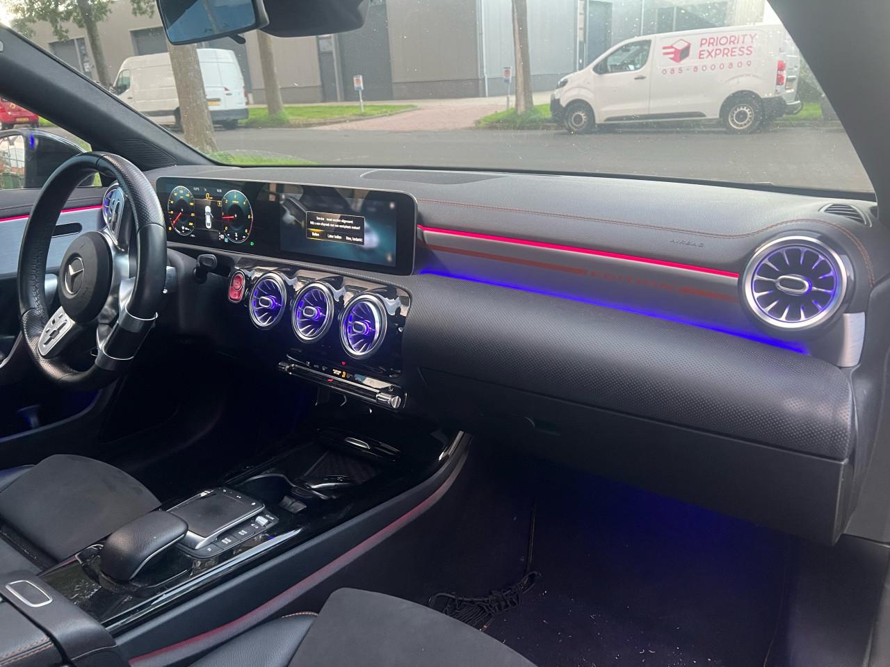 Mercedes-Benz CLA-Klasse 220d Premium Plus