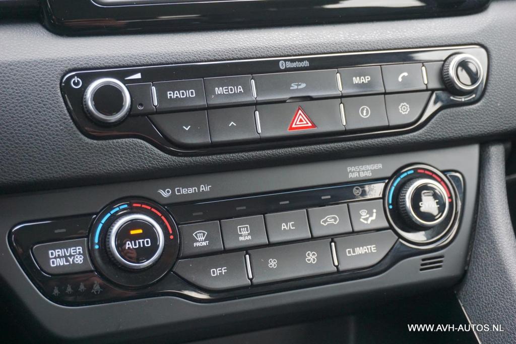 Kia Niro 1.6 gdi hybrid first edition