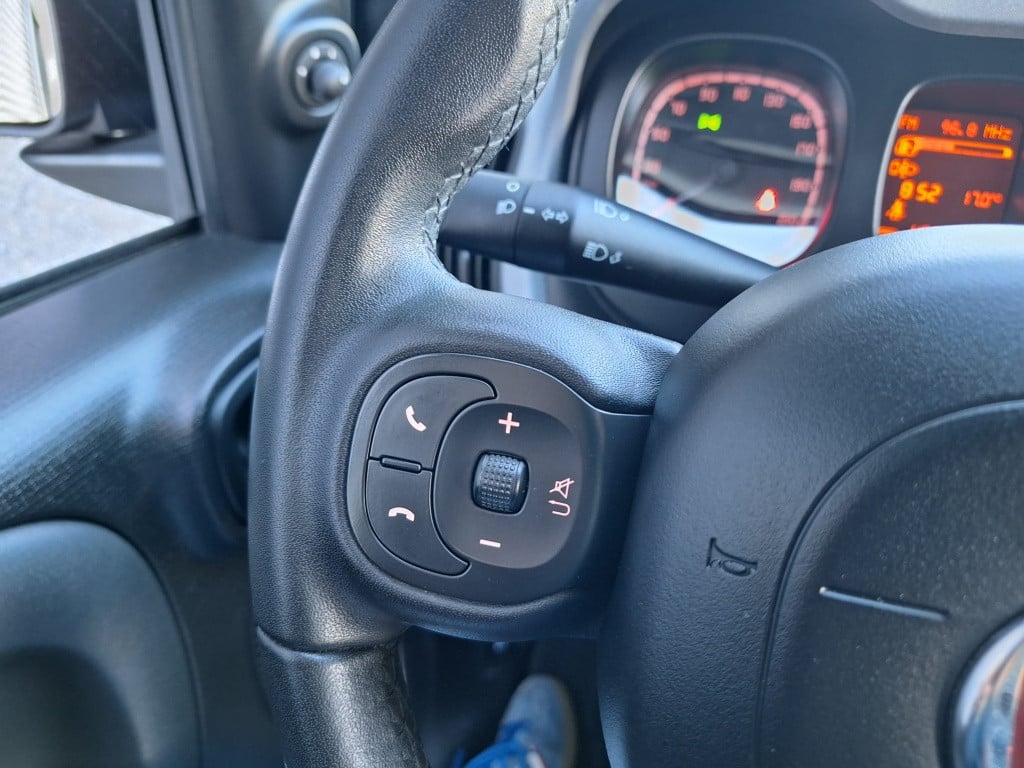 Fiat Panda 1.0 hybrid city cross