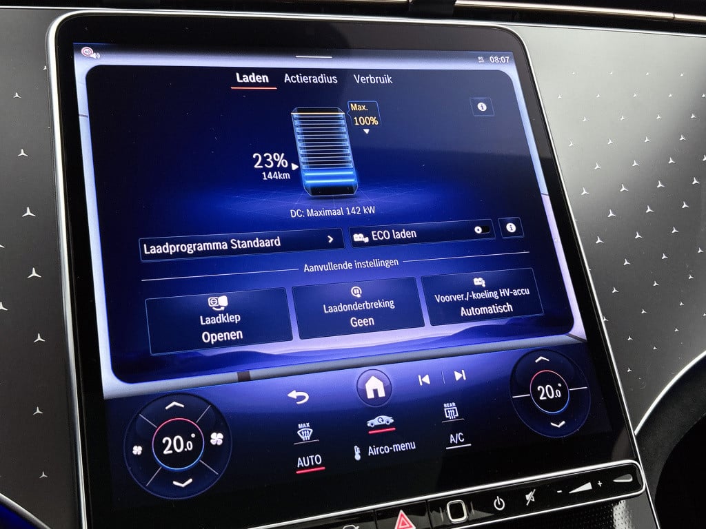 Mercedes-Benz Eqe 300 business solution amg 90 kwh | nightpakket | rijassis
