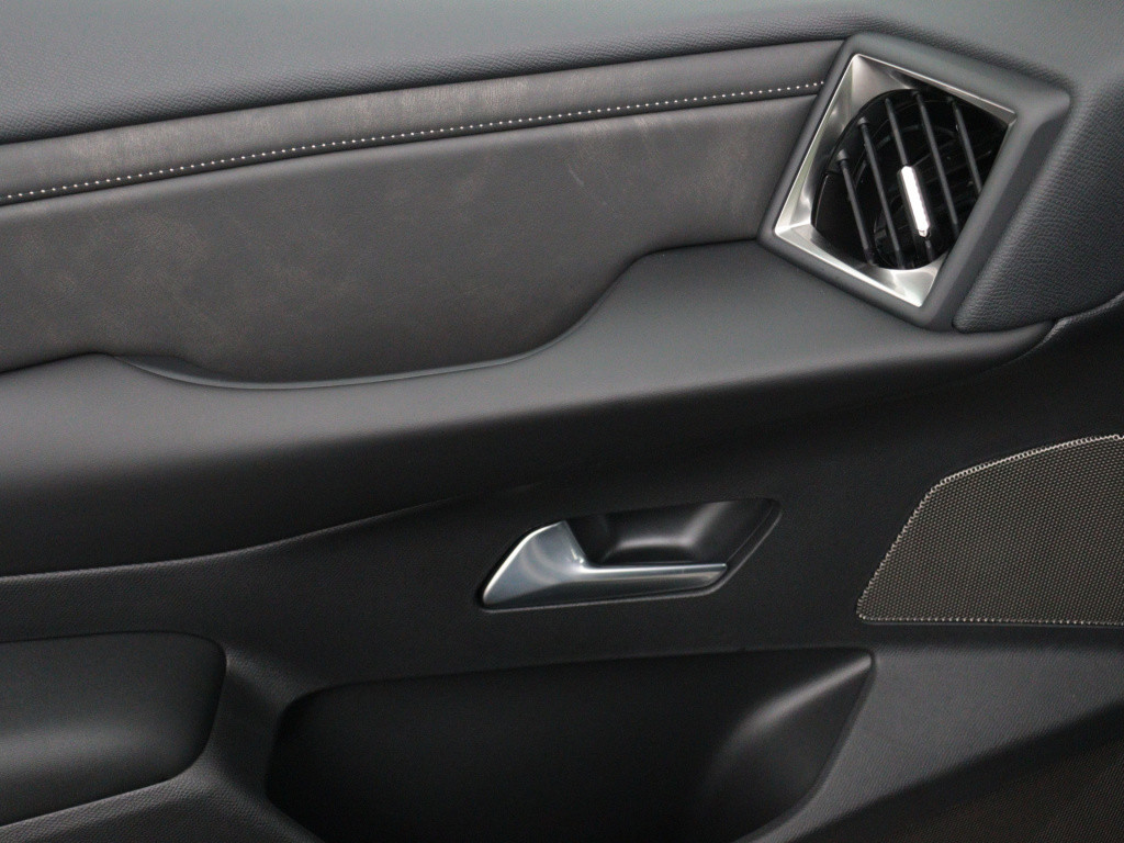 Ds Ds 3 hybrid 145 opéra | hifi focal | leder+stoelverw.+massage |