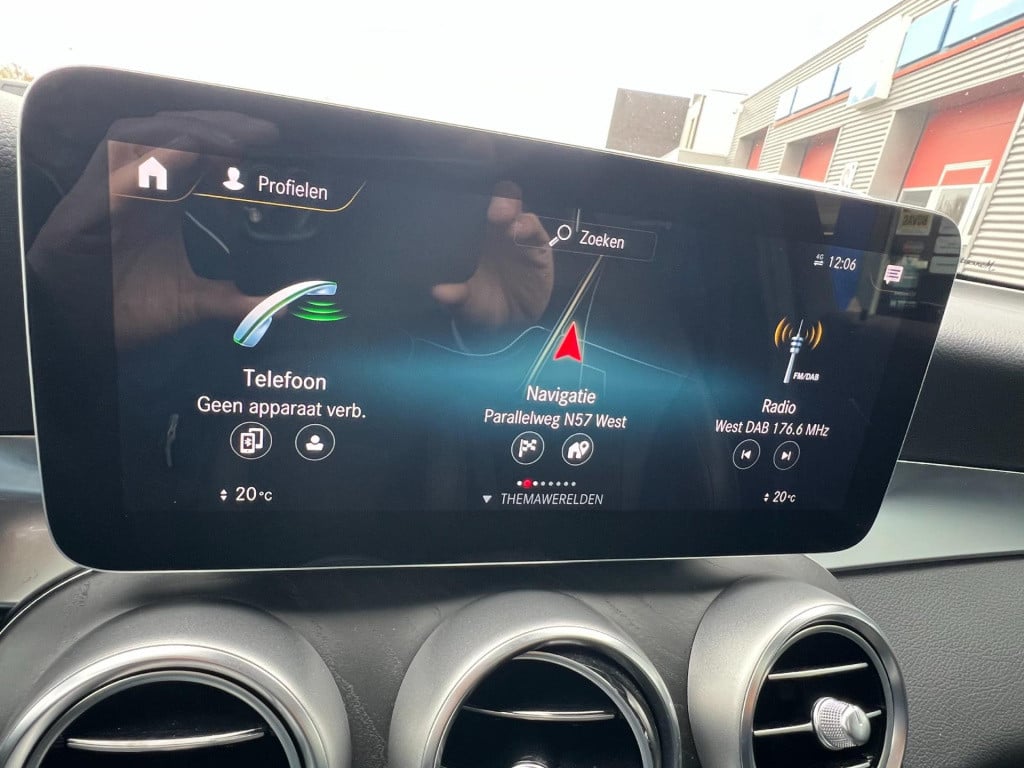 Mercedes-Benz Glc 300de 4matic business solution amg, trekhaak, panoramadak