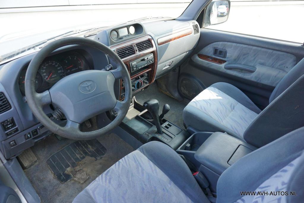 Toyota Land Cruiser landcruiser 90 3.0 d4-d hr blind van