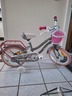 Kinderfiets nieuw