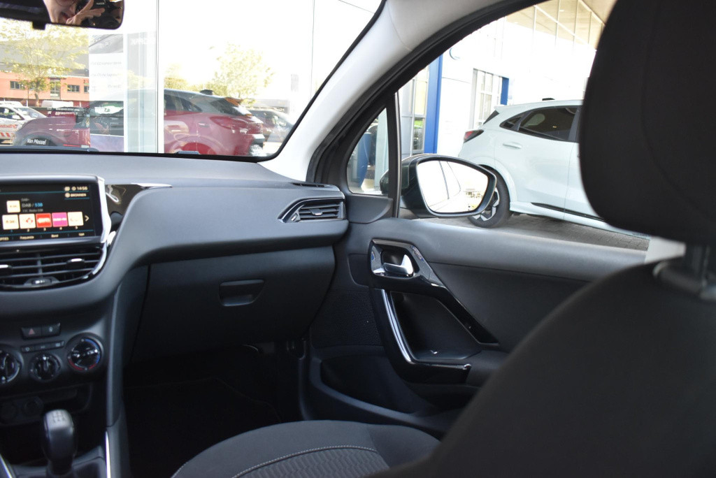 Peugeot 208 1.2 puretech active | airco | cruise control | apple carplay/an