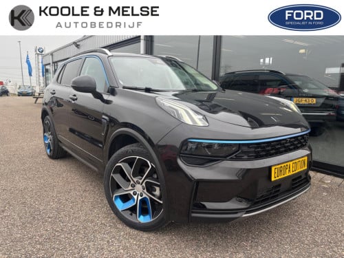 Lynk & Co 01 1.5 261pk, pano, 360gr camera, adaptive cc, carplay