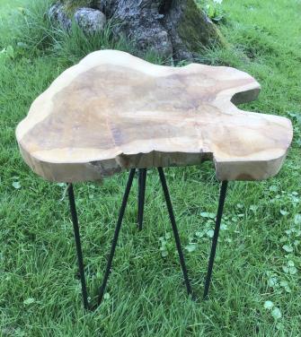 Bijzet tafeltje teakhout