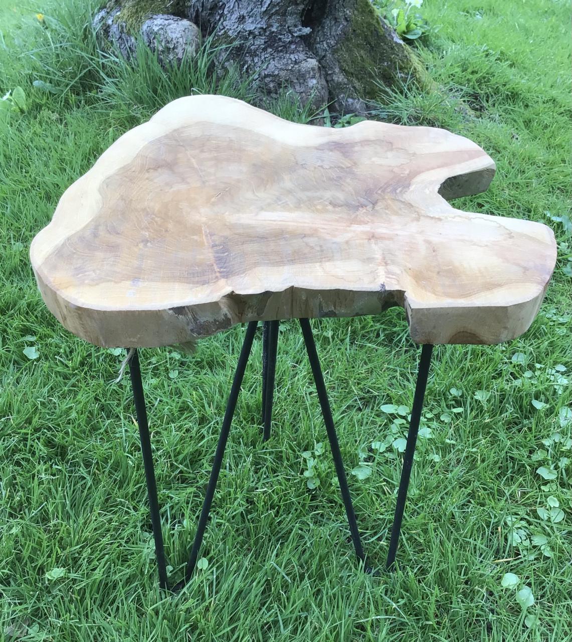 Bijzet tafeltje teakhout