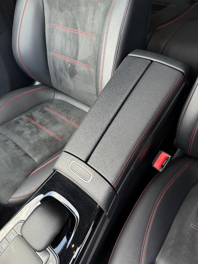 Mercedes-Benz Cla 250 e amg premium plus night - full option