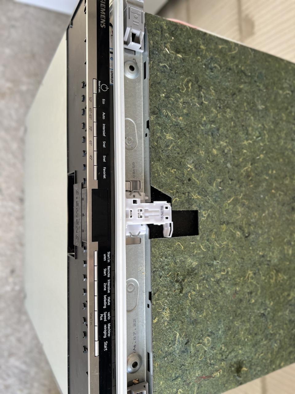 SIEMENS iQ300 A+++ klasse Volledig geïntegreerde vaatwasser SN63HX60AN