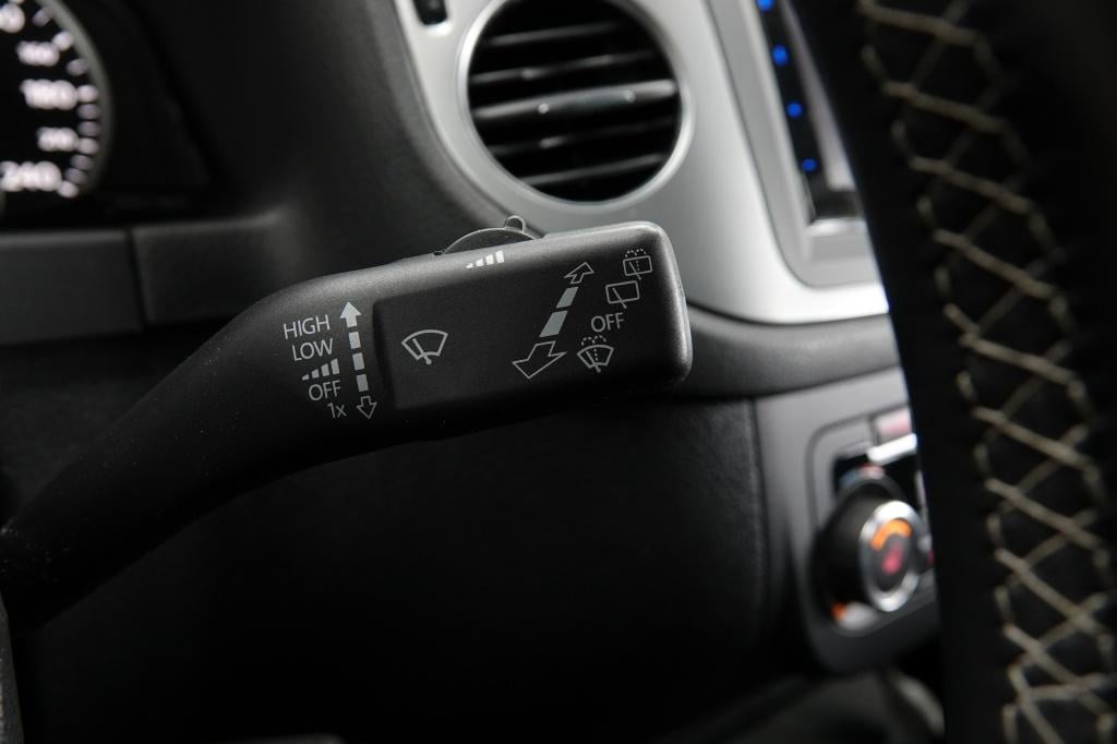 Volkswagen Tiguan 1.4 tsi r-line ed | stoelverw. | carplay | pdc |