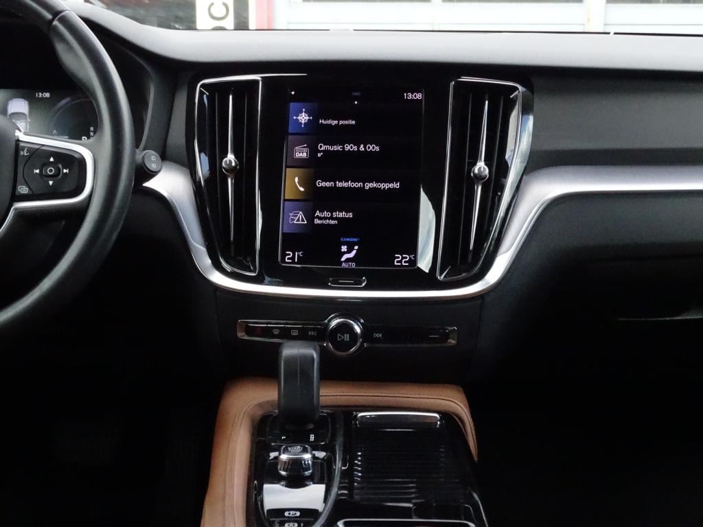 Volvo V60 2.0 t6 recharge awd inscription expression adapt. led | sensus co
