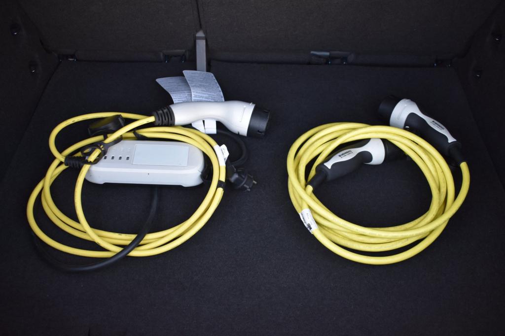 Cupra Born business one 62 kwh soh 91,6% | camera | acc | sfeerverlichting 